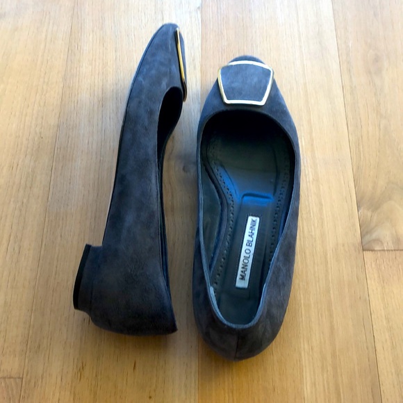 Grey manolo blahnik size 37 very good condition. Wore it 3 times - Picture 4 of 7